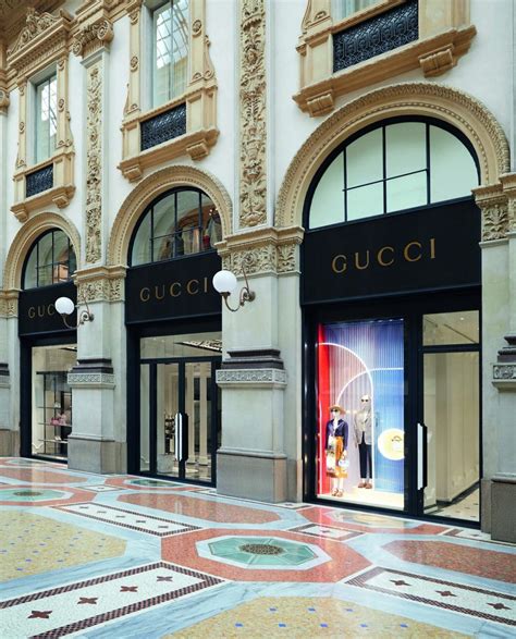 negozi gucci in campania